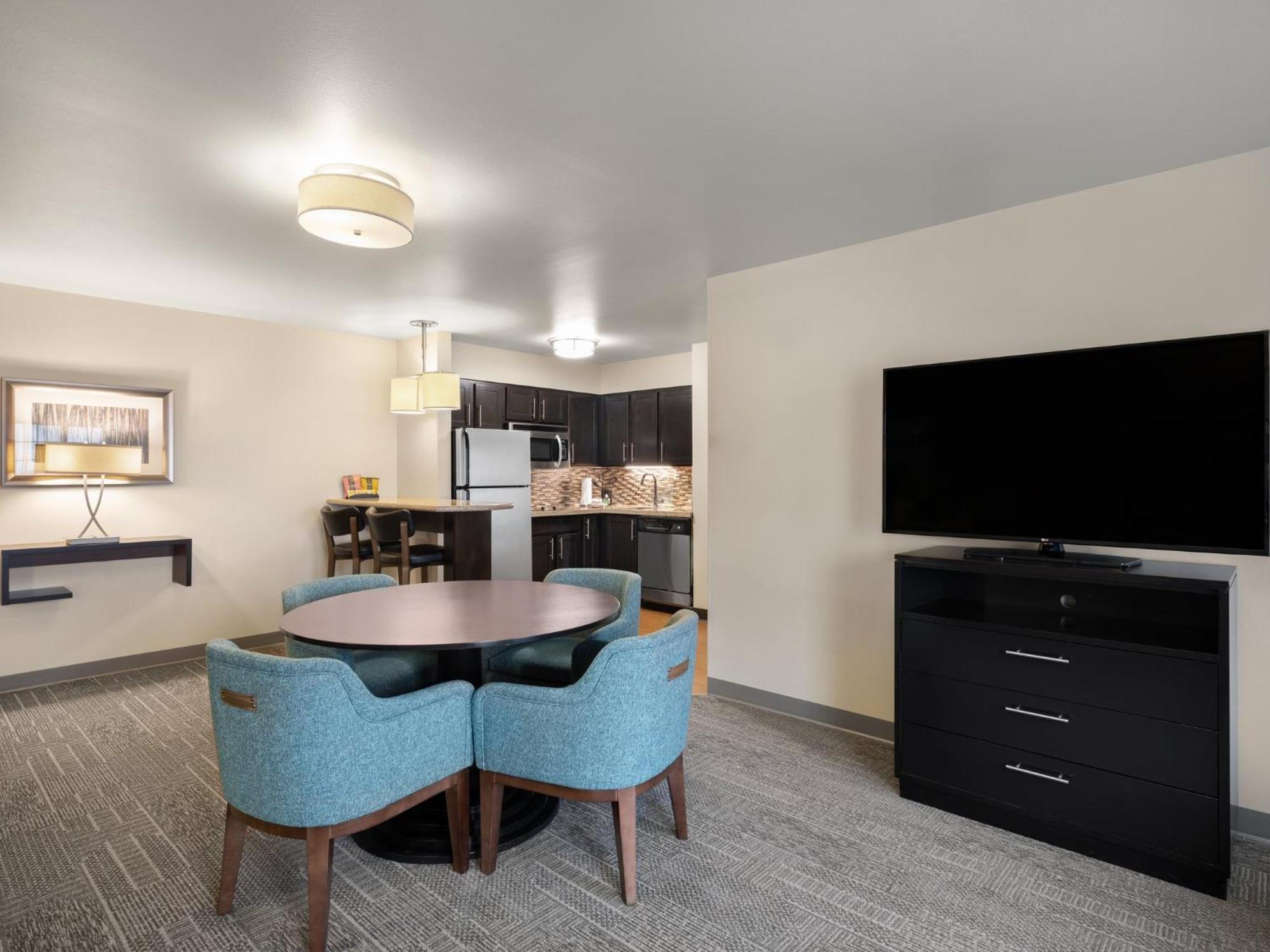 Staybridge Suites Midvale By Ihg Exterior photo